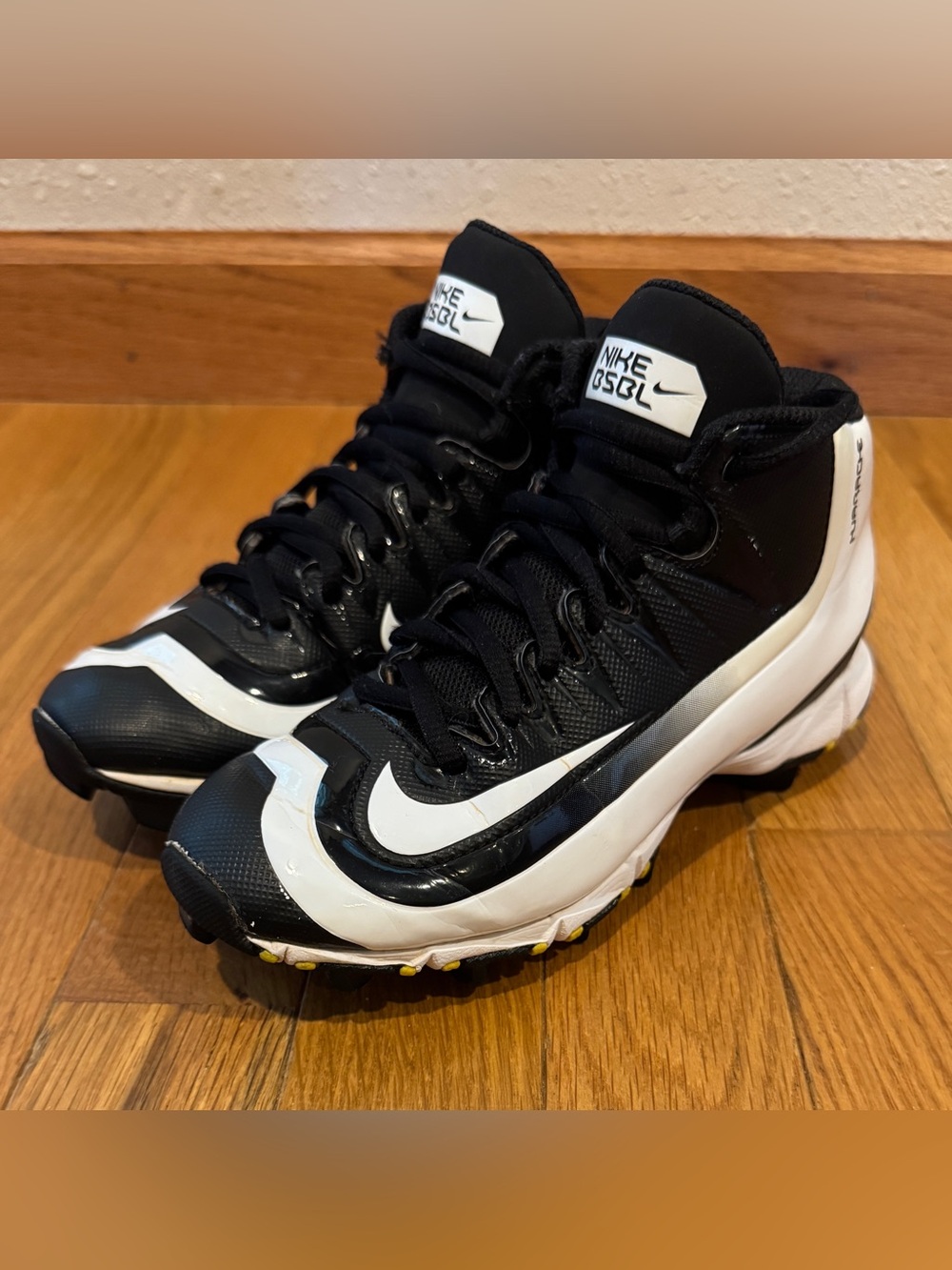 Nike Huarache 2KFilth Keystone Mid Boys Baseball Cleats Black White Size 1Y